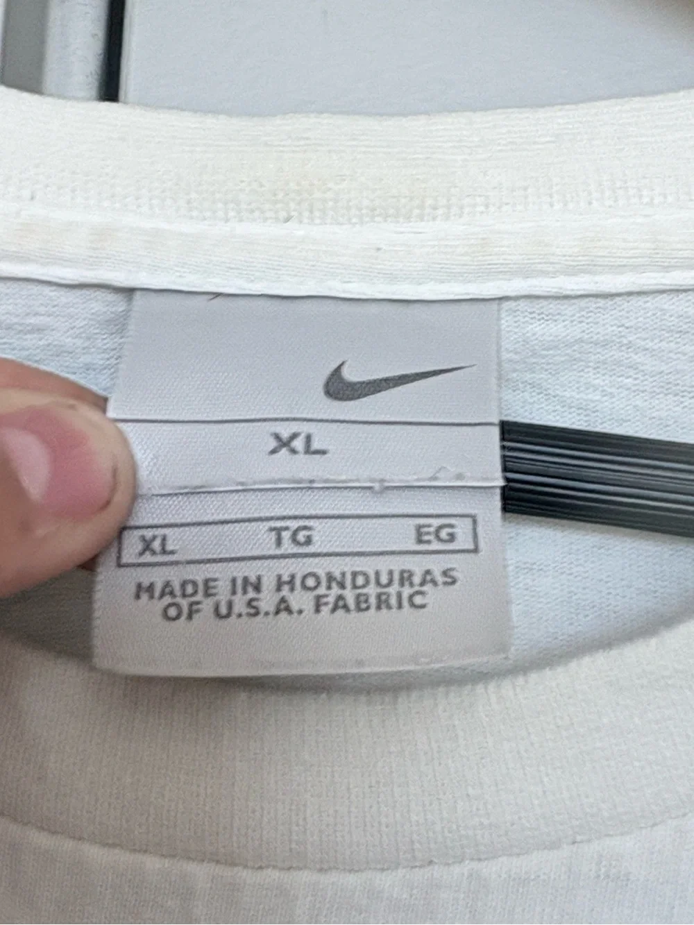 VINTAGE 90S NIKE CHICAGO LONG SLEEVE GRAPHIC WHITE SHIRT MENS XL